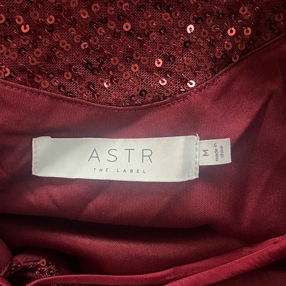 ASTR the Label Sequin Flutter Sleeve Mini Dress Women Size M Red NEW - Picture 5 of 8